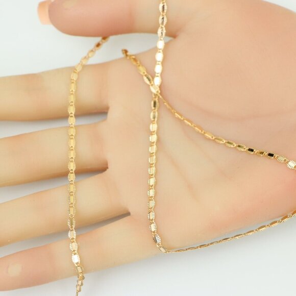 "Shimmer Oval Link Rose Gold Necklace Bold Yet Sleek, XPNL0142 - Picture 2 of 12